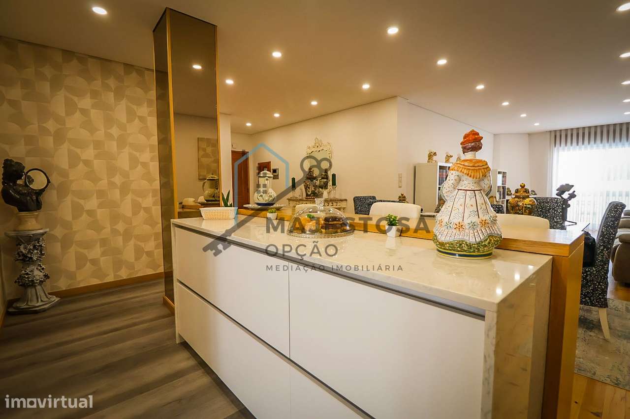 Apartamento T3 Renovado — Póvoa de Varzim-10