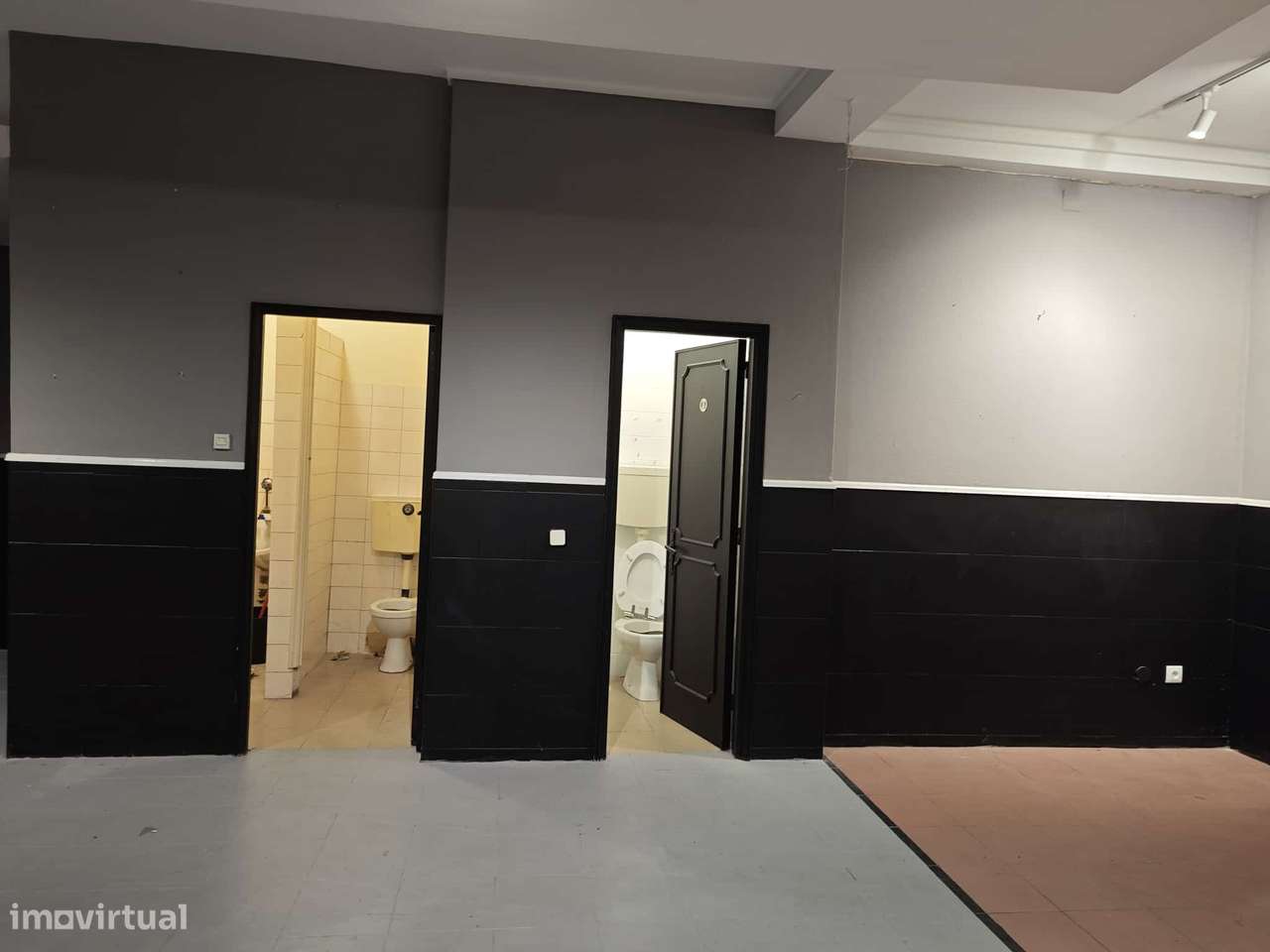 LOJA COM POTENCIAL PARA ESCRITÓRIOS OU HABITAÇÃO-10
