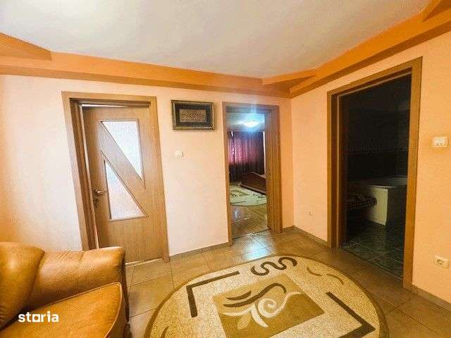 Se inchiriaza sau se VINDE casa Str Plevnei 1386 mp teren intravilan - Imagine principală: 5/20