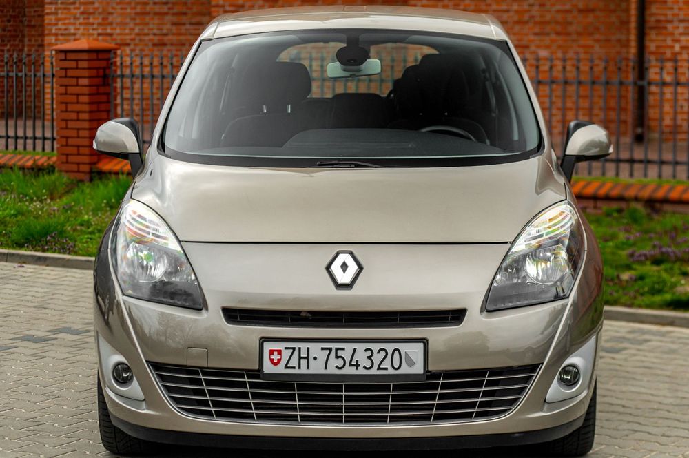 Renault Grand Scenic III TCe 130 Luxe 2009