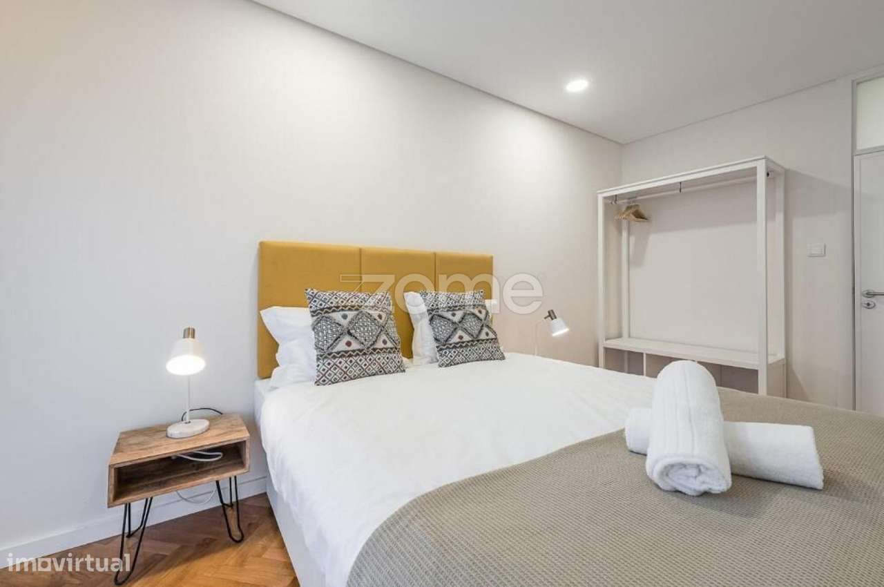 Apartamento luminoso T2+1 com varanda na Avenida Rodrigues de Freitas-13