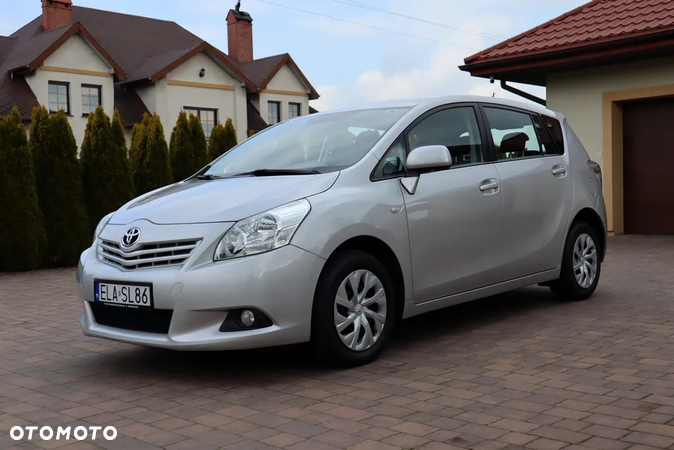 Toyota Verso 1.6 Active 7os - 1