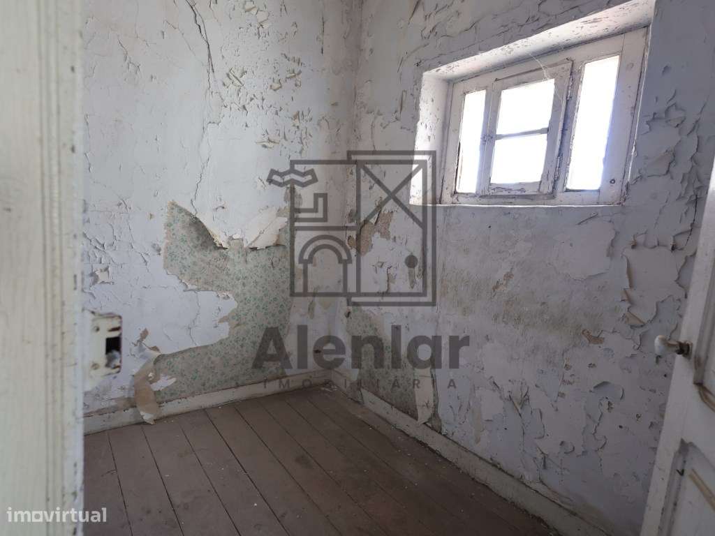 Oportunidade de Investimento no Centro Histórico de Alenquer - Bair...-19