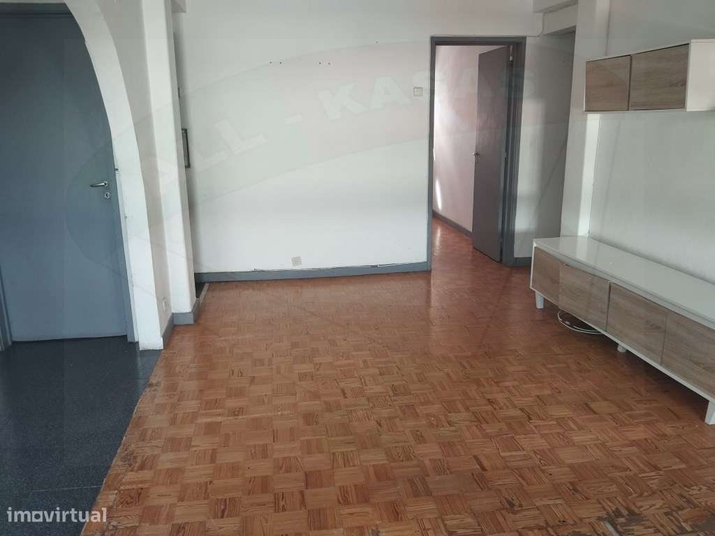 T4 Alfragide -Av. Dom Luís I - Grande imagem: 4/22