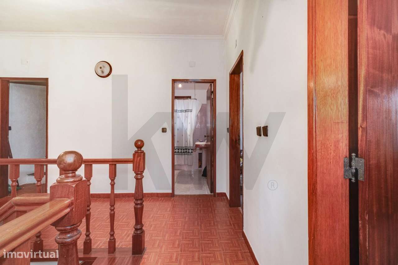 Maravilhosa Moradia T5+2  Porto Salvo (Casal da Choca)-10