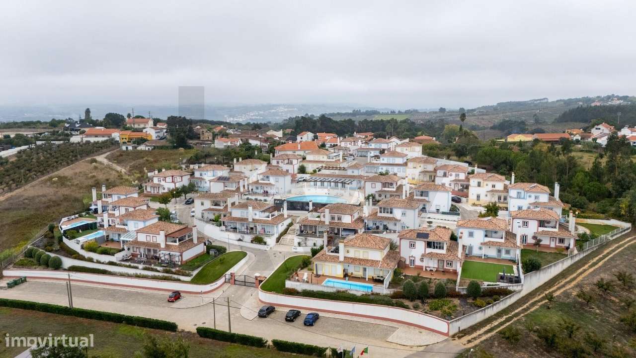 Moradia T4 Casas da Vinha Bombarral-34