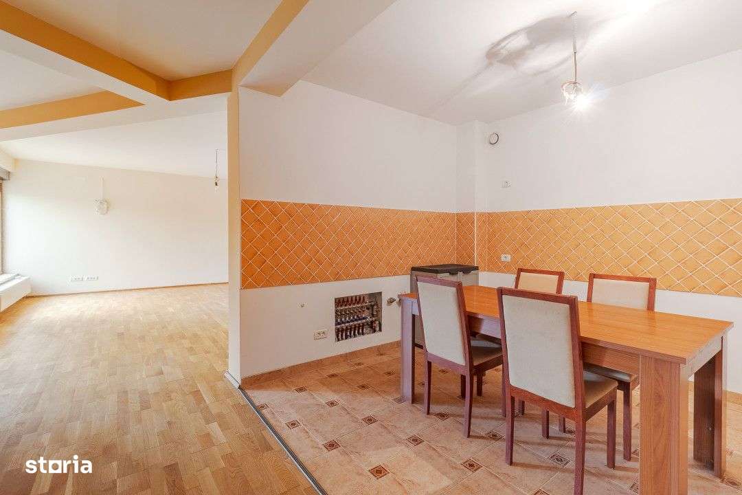 Casa Bors, 10 camere, 477 mp construiti - Imagine principală: 3/19