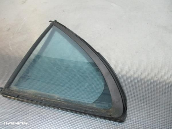 Vidro Triangular Tras Esq Mercedes-Benz C-Class (W203) - 2