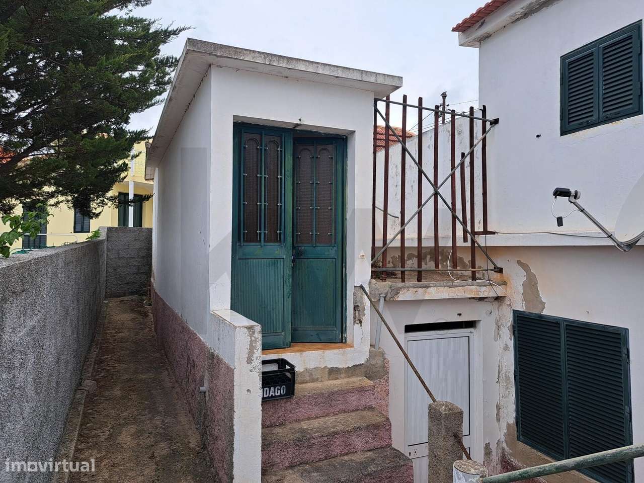 Moradia T3 para Remodelação com Entradas Independentes e Elevado Poten - Grande imagem: 5/17