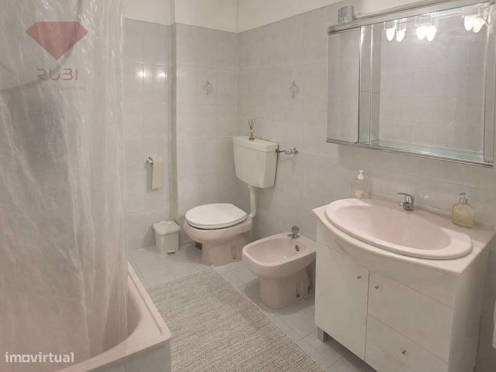 Apartamento T2 na Quinta da Boa Hora - Seixal-10