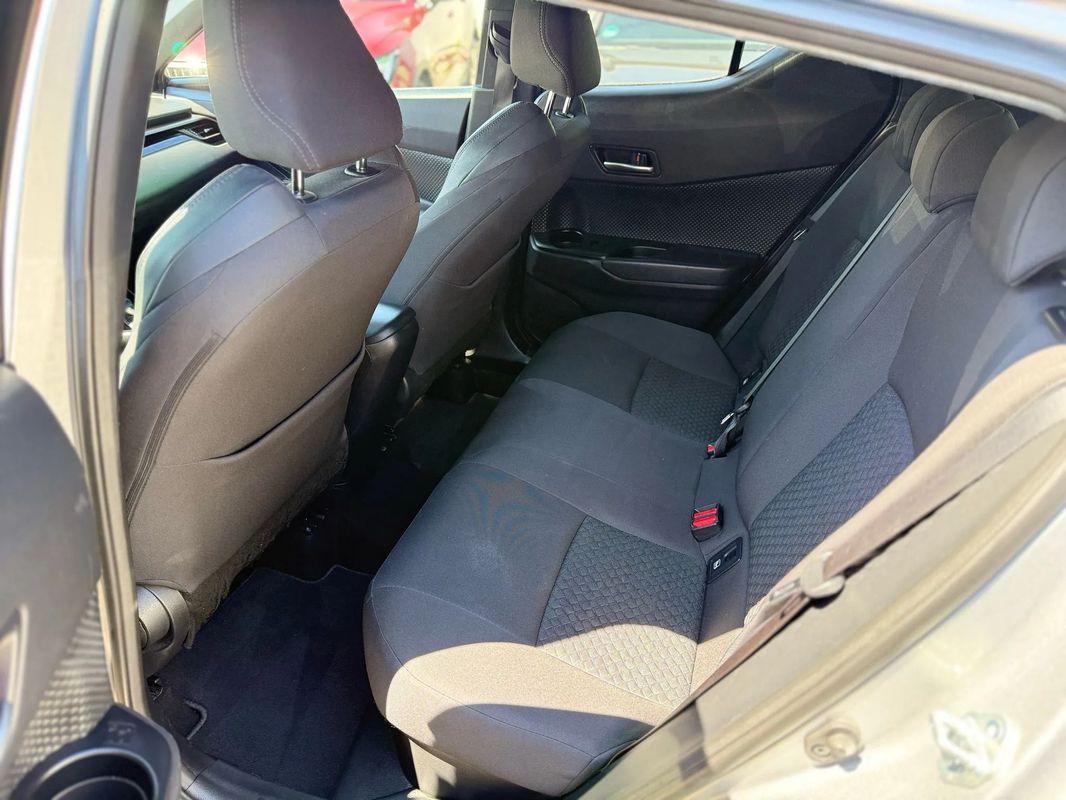 Toyota C-HR 1.8 HSD 122 CP 4x2 CVT Cult - 18