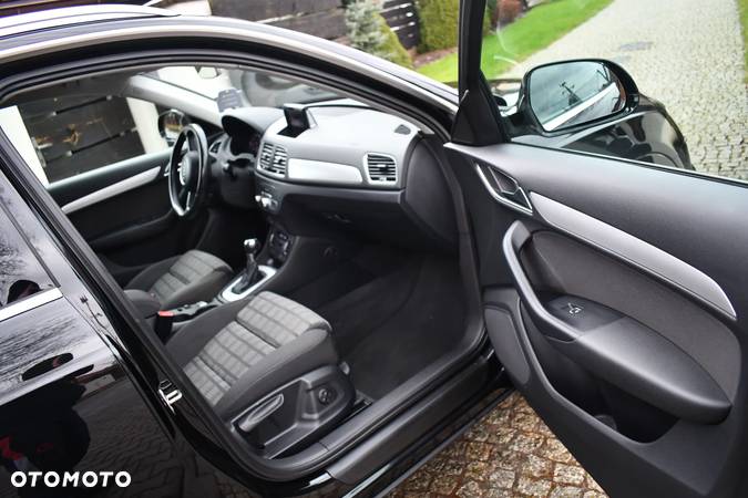 Audi Q3 2.0 TFSI Quattro Design S tronic - 13