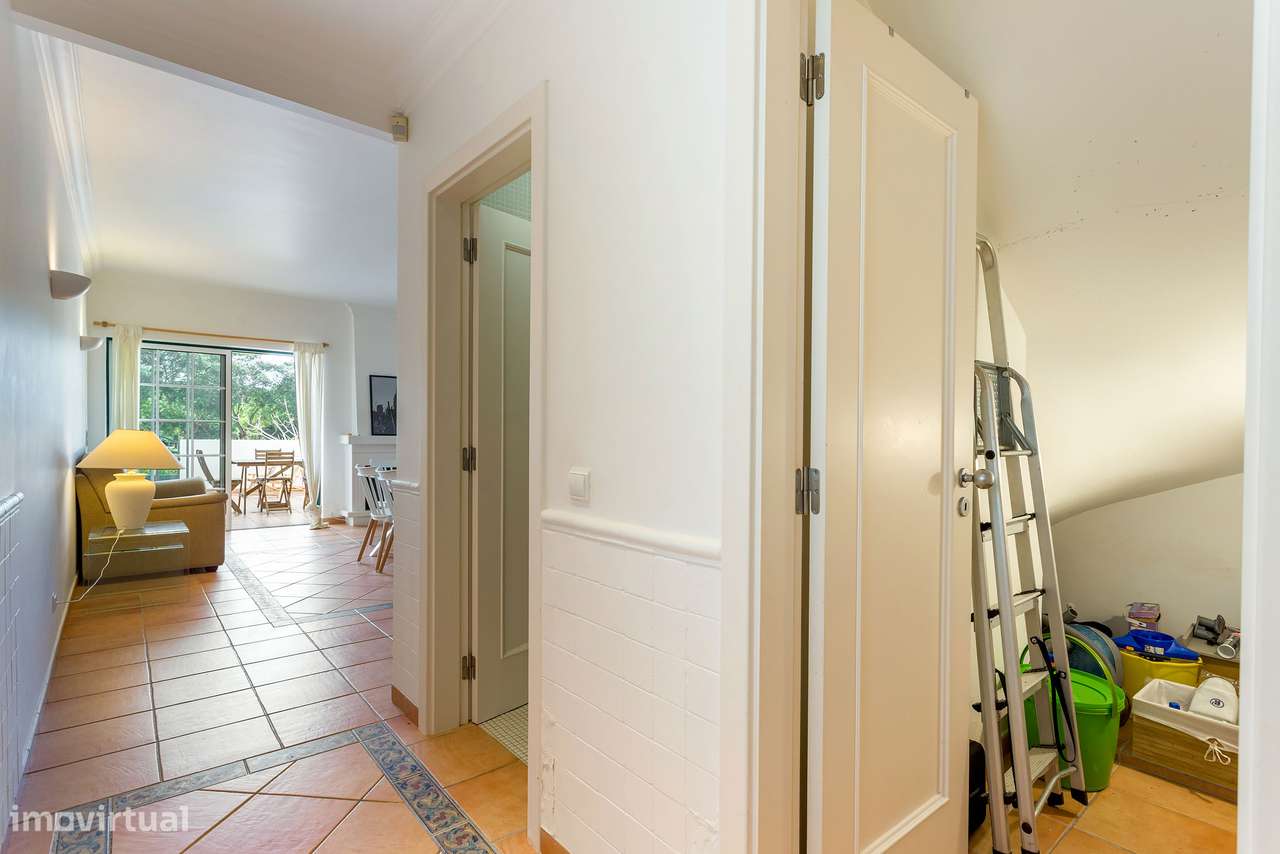 Fantástica moradia em banda a pé da praia-12