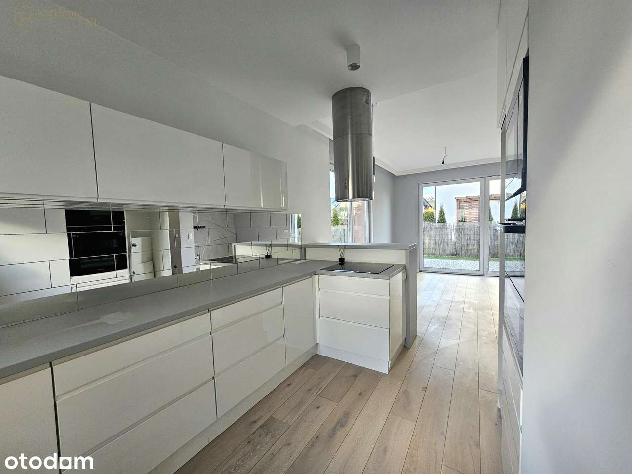 Nowoczesny dom z ogrodem w Kosakowie tuż przy lesie!-5