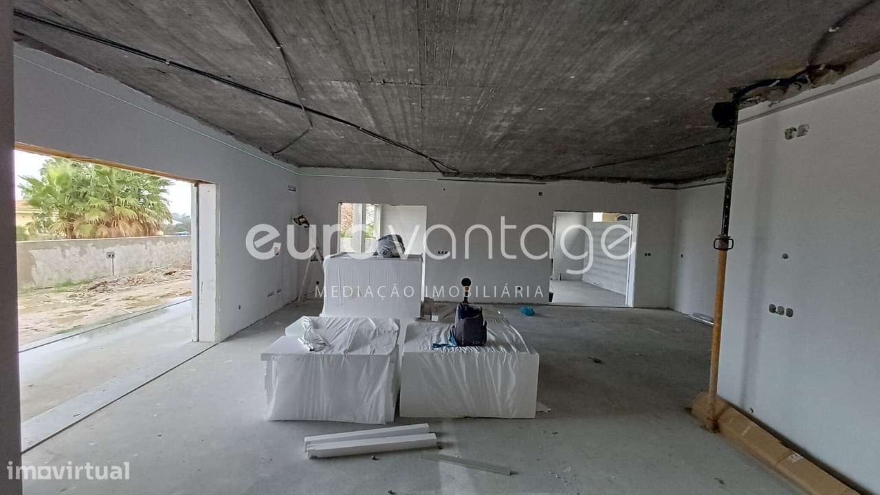 Moradia T3 Térrea e Individual | Em Construção | Zona Calma a 15 mi... - Grande imagem: 4/26