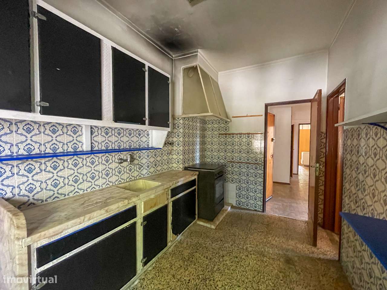 Prédio - 8 T2 + Sótão - Póvoa de Santa Iria-38