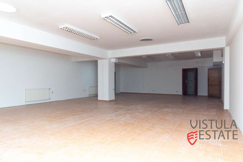 Lokal handlowo-usługowy | 920 m2 | Żabiniec-3