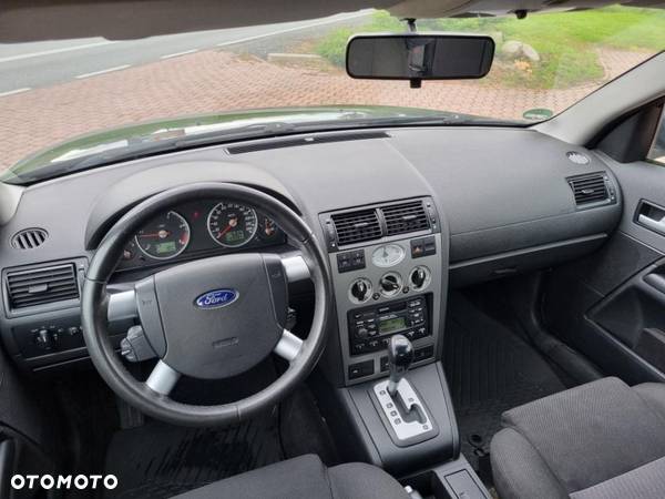 Ford Mondeo - 16