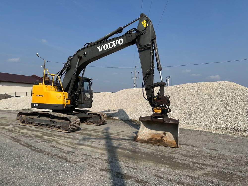 Volvo Ecr 235 dl rototilt engcon 2012