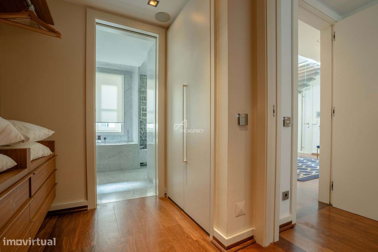 Duplex de luxo T2+1 com garagem no Chiado | 230 m² | Vistas panorâmica-24