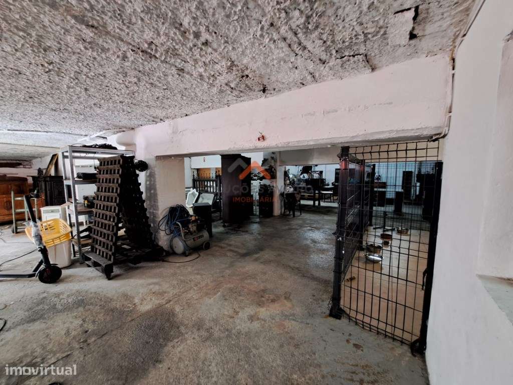 Garagem com arrecadação para venda! - Grande imagem: 4/23