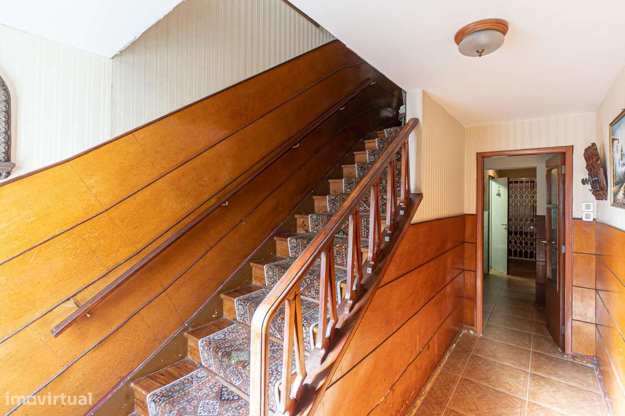 Casa c/ História e Potencial Extraordinário, Zona Tradicional do Porto-23