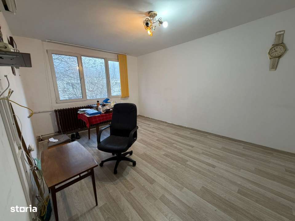 Apartament 4 Camere/ Berceni/ Parcare