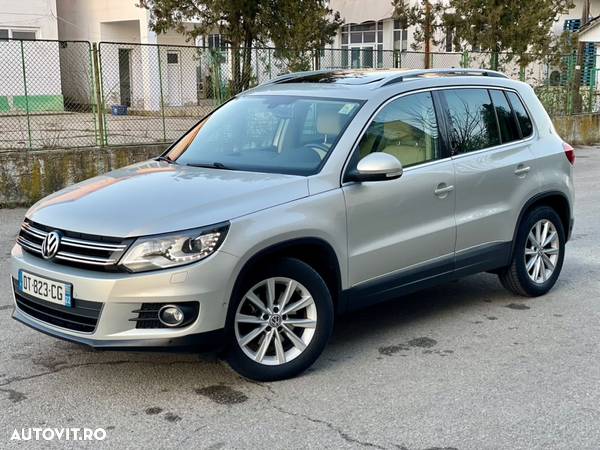 Volkswagen Tiguan - 1