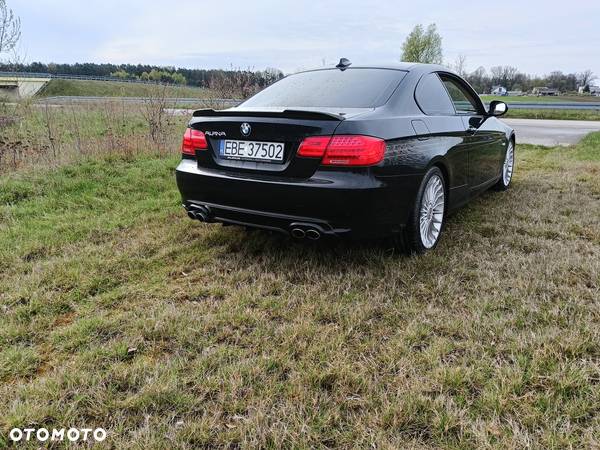 BMW Seria 3 330i xDrive Coupe - 1