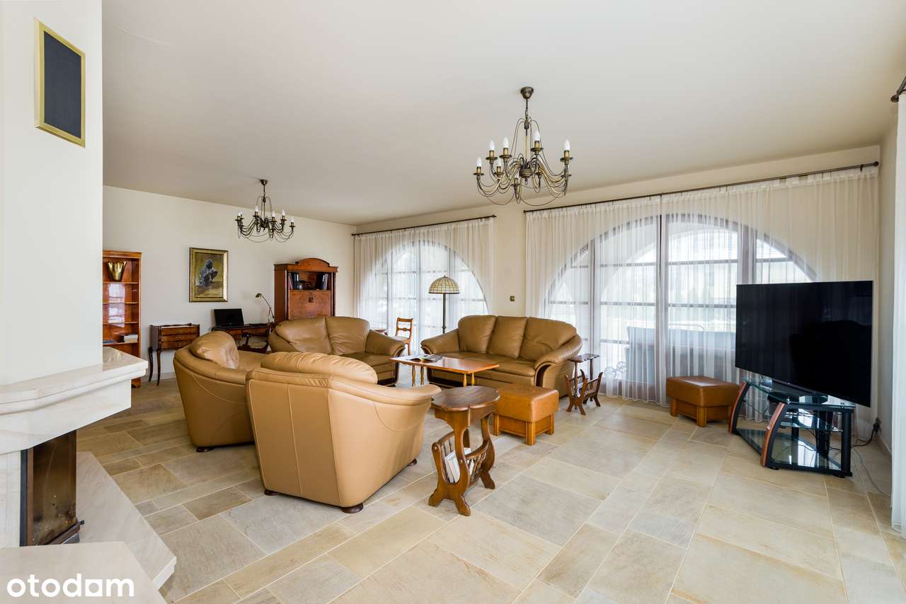 Wspaniały dom w rewelacyjnej lokalizacji-10