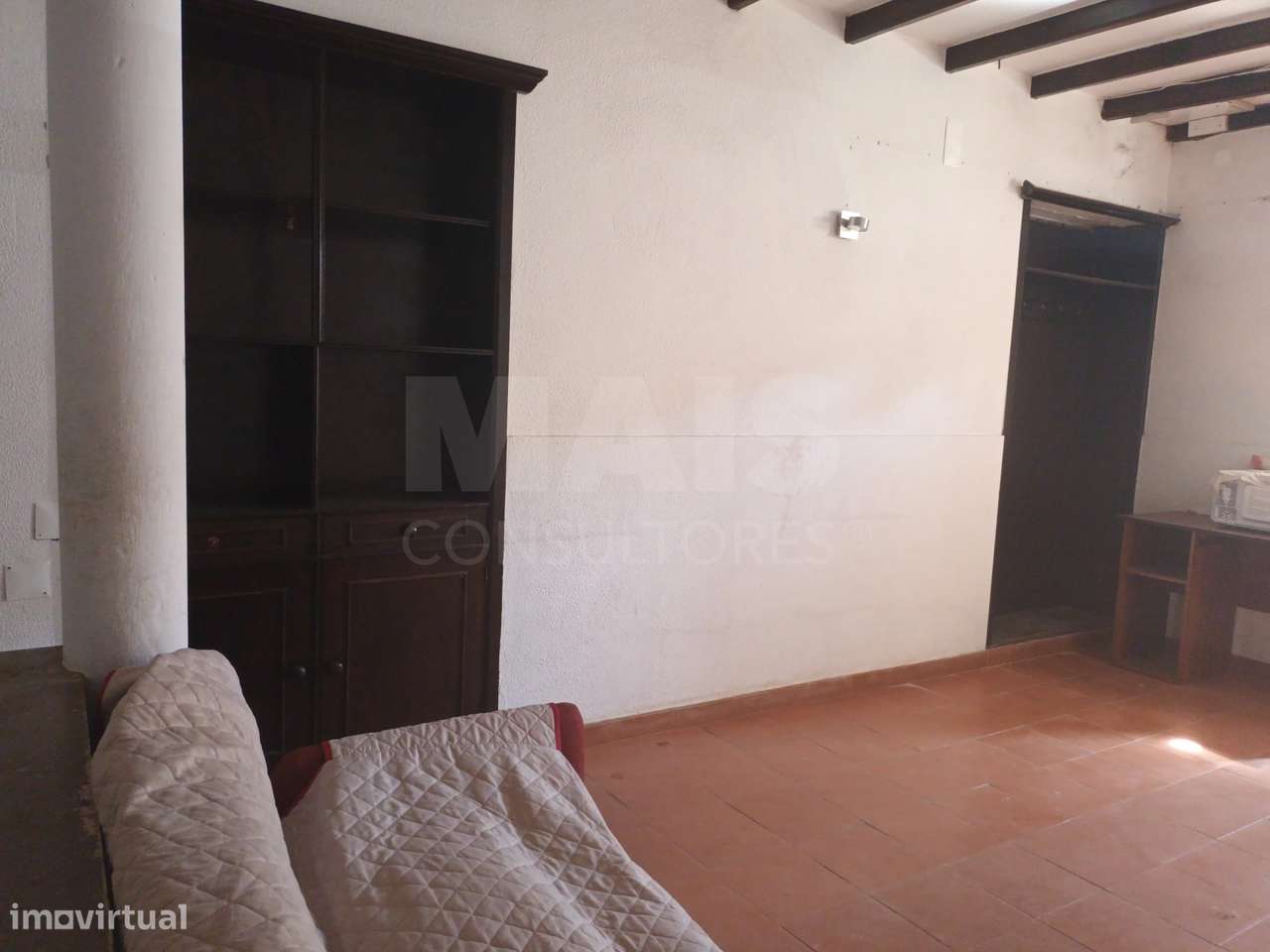 Prédio no centro de Vila Franca de Xira. - Grande imagem: 4/6