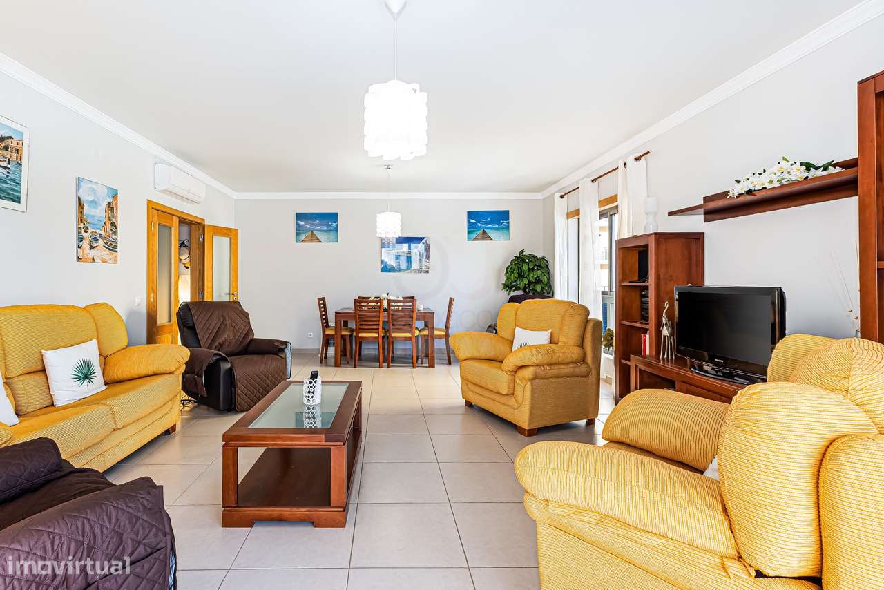 A. Pêra - Luxo - Apartamento T2 C/ Garag. + Piscina-6