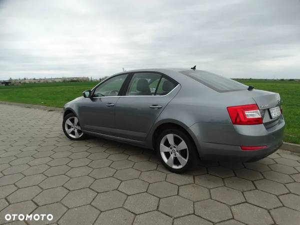 Skoda Octavia 2.0 TDI DSG Premium Edition - 22