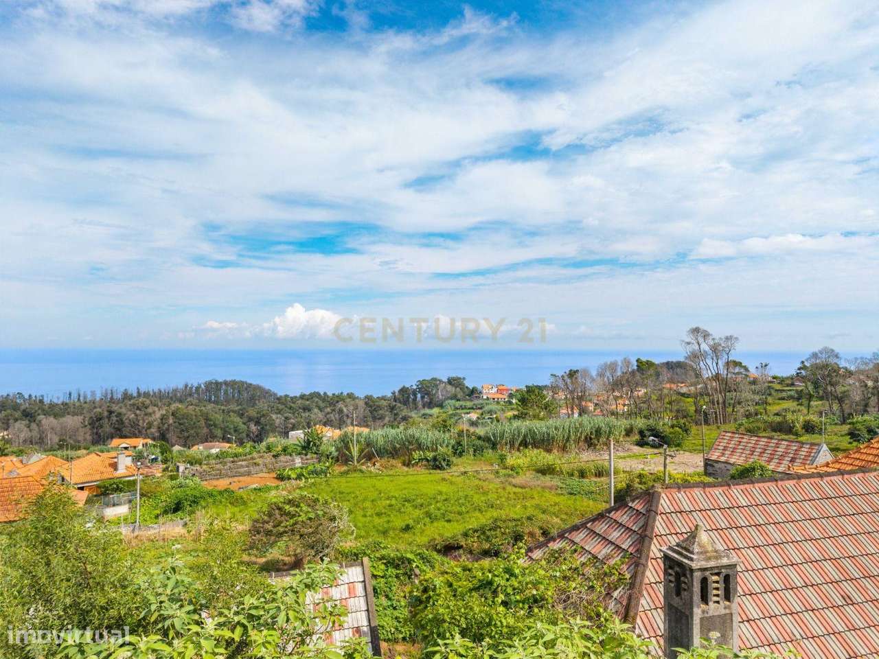 Oportunidade Única em Santa – Casa Tradicional para Reconstrução em Te-7