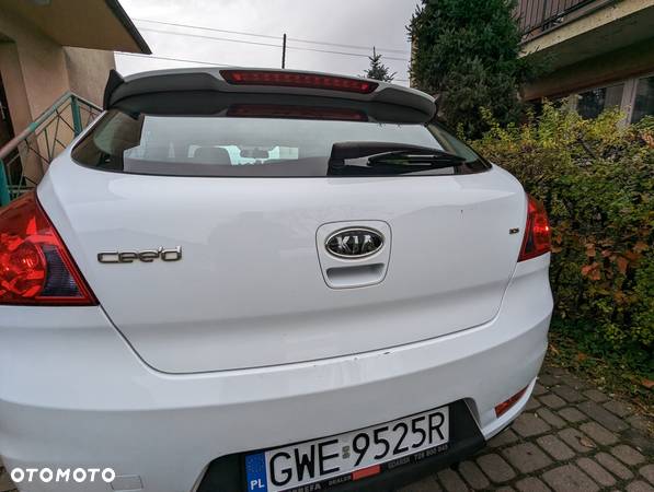 Kia Pro_cee'd 1.6 Crdi Comfort + - 5