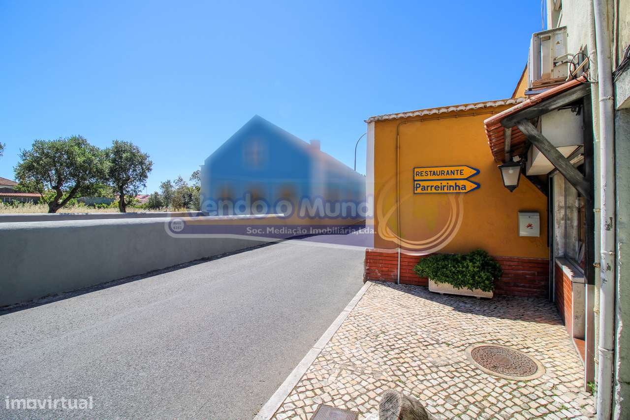 Prédio Urbano em Barcarena (LXOEI007) - Grande imagem: 3/32