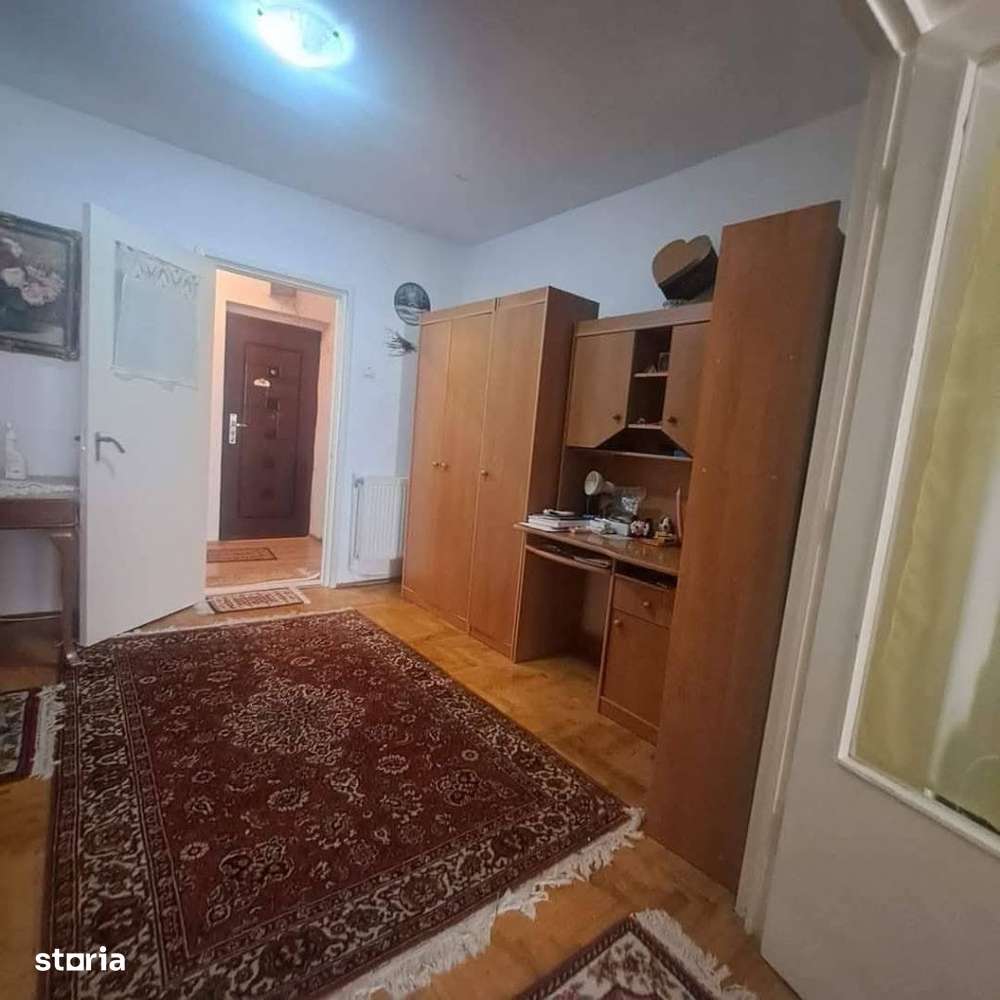 De vânzare apartament 3 camere, etaj 1, 59.000 euro - Imagine principală: 5/8