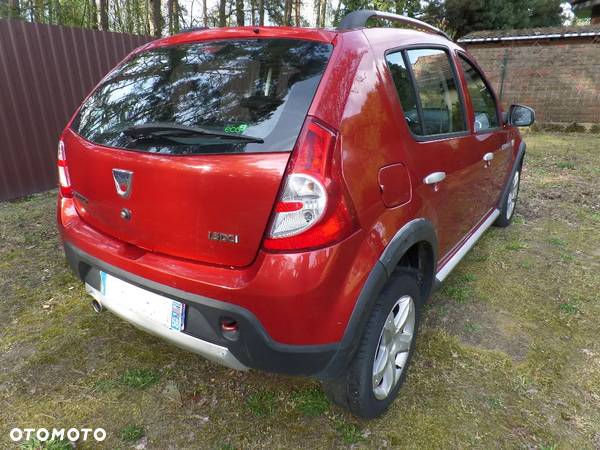 Dacia Sandero Stepway 1.5 dCi Laureate - 4