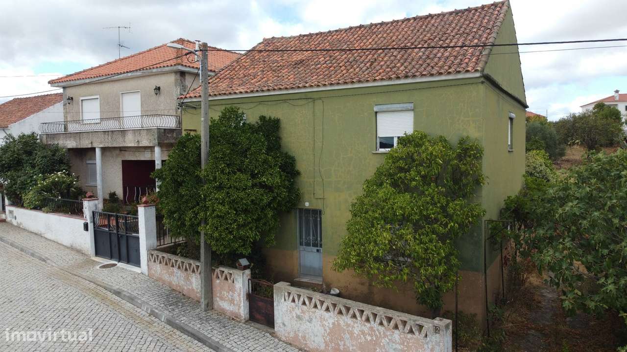 Moradia V6 c/ Quintal - Maxiais - 10 min de Castelo Branco-37