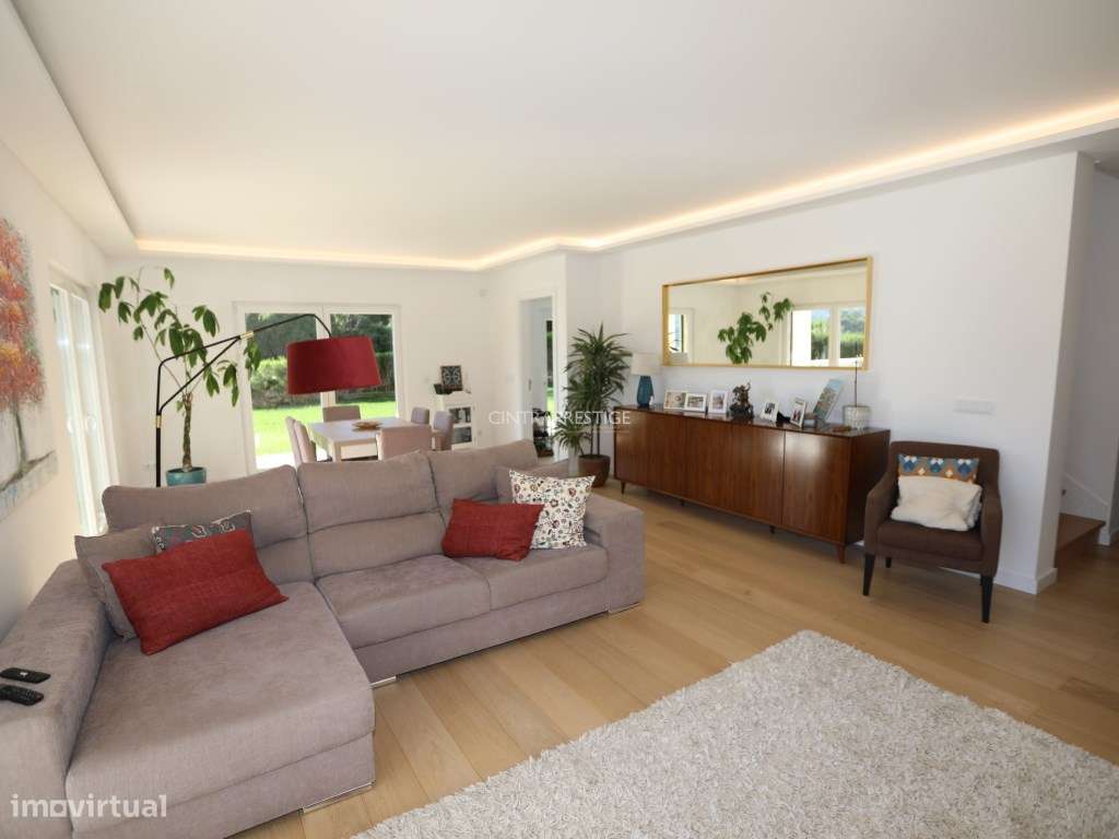 Moradia T4 Familiar de Sonho em Sintra - Vista Única sobre o Patrim...-8