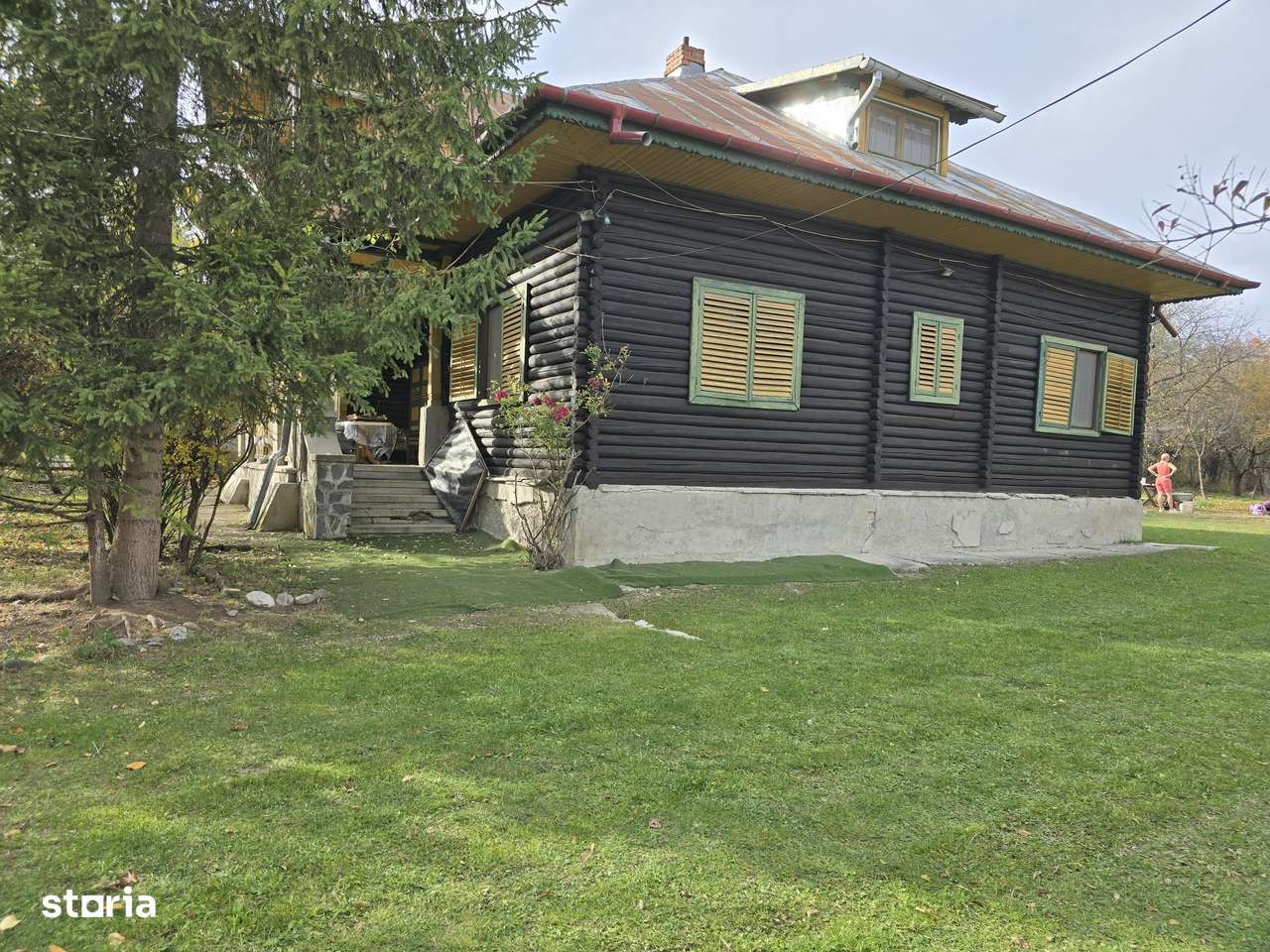 Breaza, Casa de vanzare, 7 camere, teren, livada 3800m², zona centrala - Imagine principală: 4/18