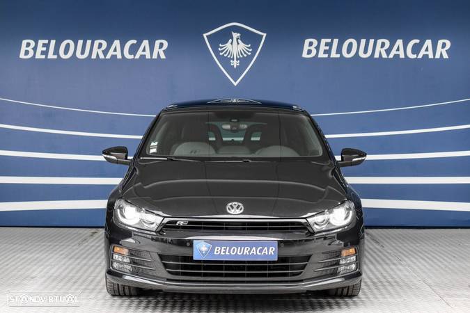 VW Scirocco 2.0 TDI Sport DSG - 2