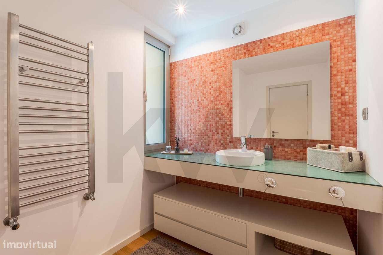 Moradia T3+1 de Excelência com Jardim Privativo em Santa Joana, Aveiro-5