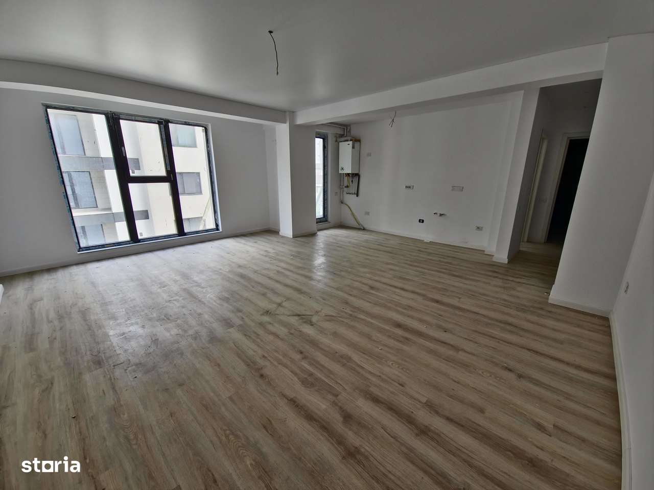 Tomis Plus 2 camere 66 mp et. 3 lift încălzire pardoseală la cheie - Imagine principală: 1/8