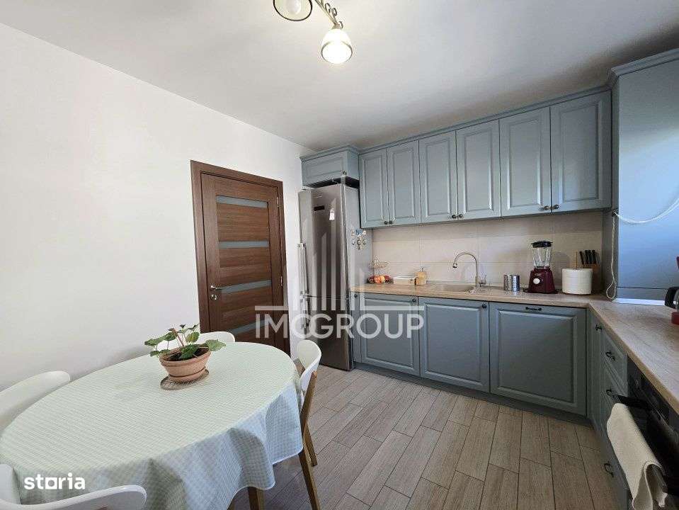 Apartament de vanzare 2 camere decomandate, 66mp, parcare - Europa-3
