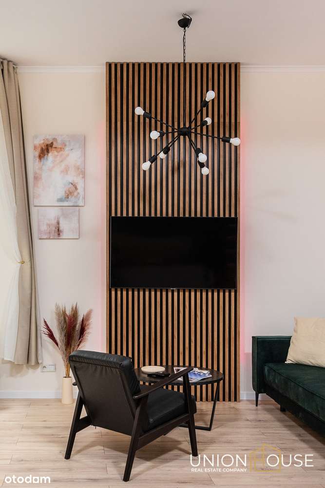 Quiet - Old Town - Tram - AC - Pełny obrazek: 5/17