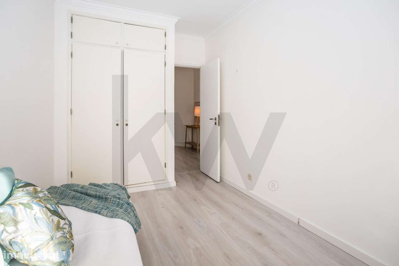 Apartamento T2 na Rua da Liberdade em Almada-20