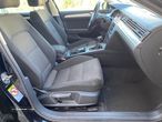 VW Passat Variant 2.0 TDi Confortline DSG - 12