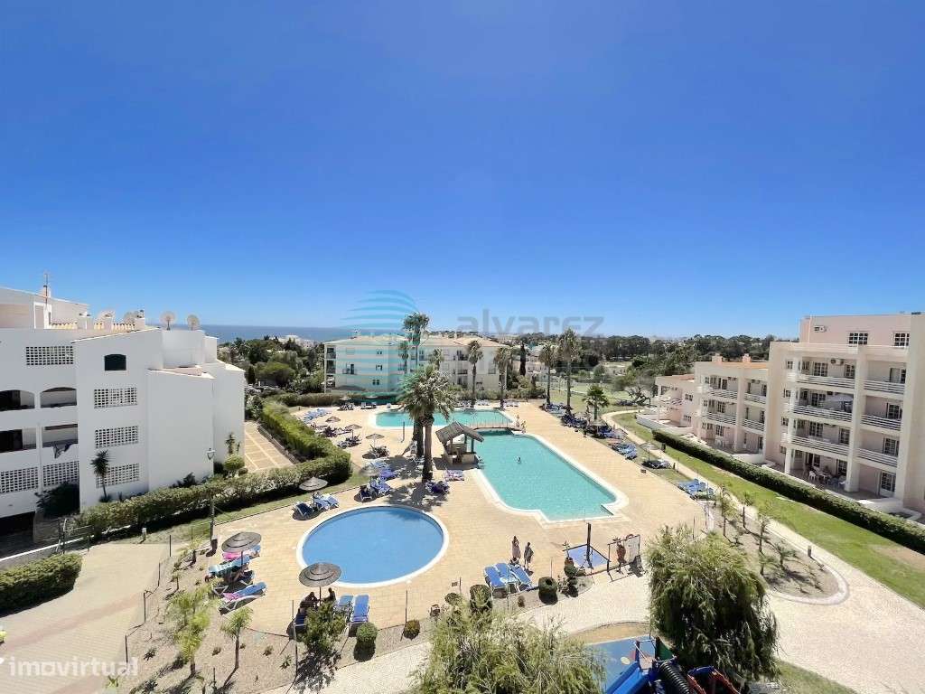 Penthouse 4 assoalhadas com uma área de 232m2, terraço 107m2, Vau, ...-16