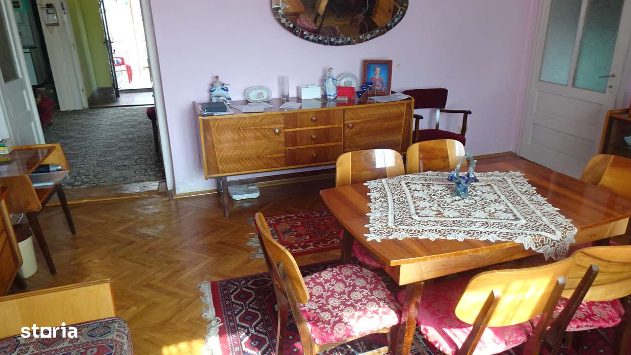 Vand casa solida in Deva, zona Horea, suprafata de teren 3450 mp, - Imagine principală: 5/20